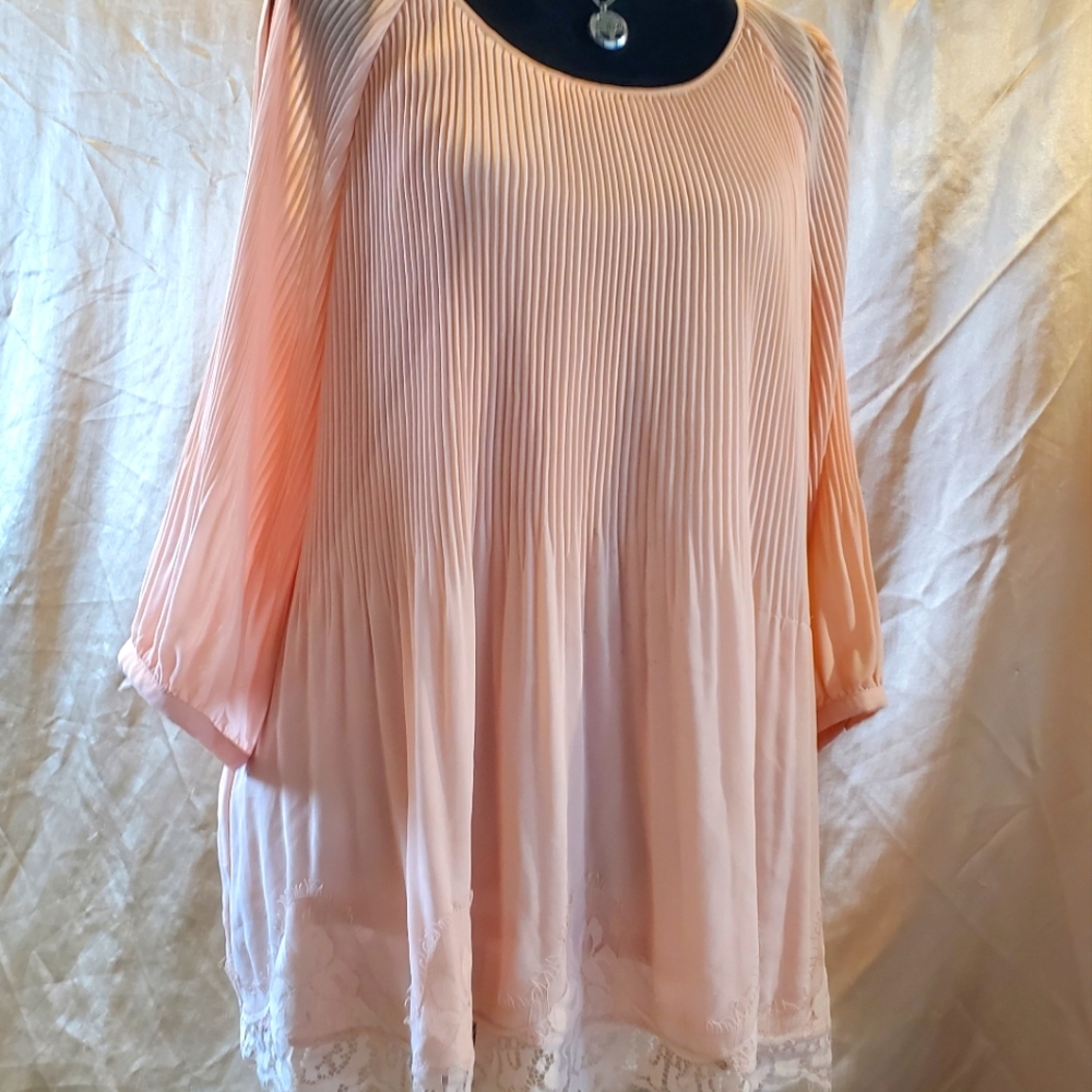 Pale Pink Cold Shoulder Pleated Long Sleeve Blouse With Lining & Lace Edge NWOT